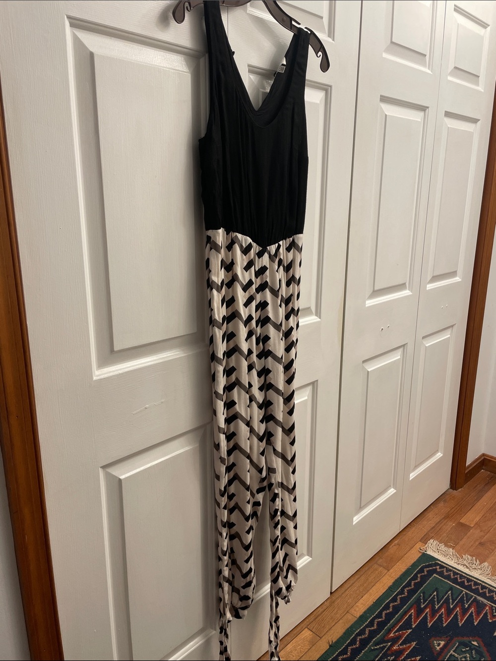 Black & Cream Patterned Women's Jumpsuit Small